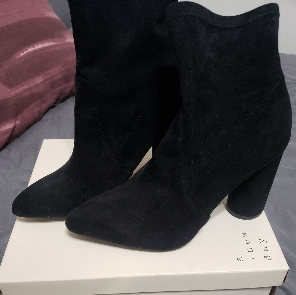 Black Suede Heel booties